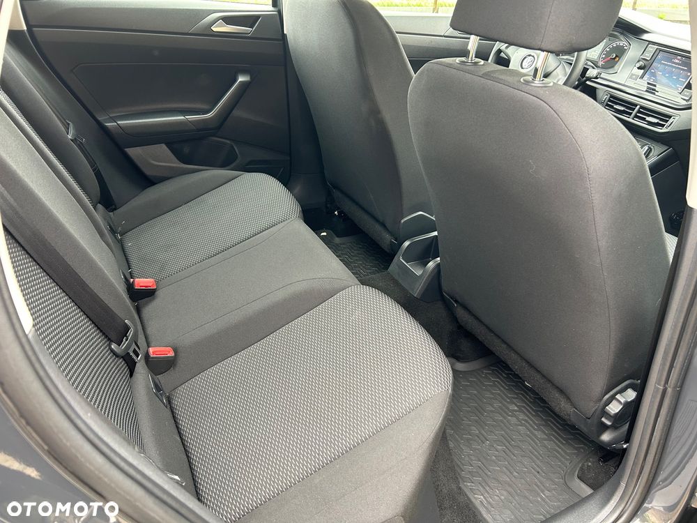 Volkswagen Polo 1.0 Comfortline - 20