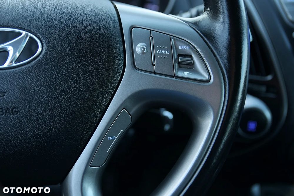 Hyundai ix35 - 23