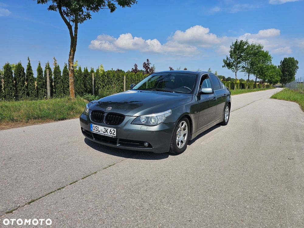 BMW Seria 5 520i - 1
