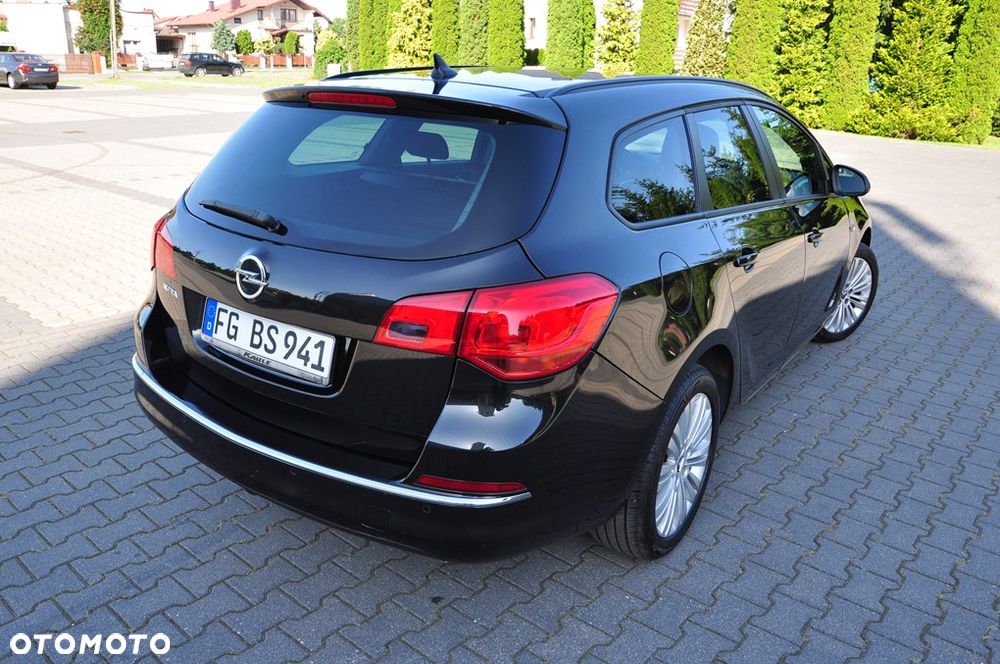 Opel Astra 1.4 Turbo Cosmo - 17