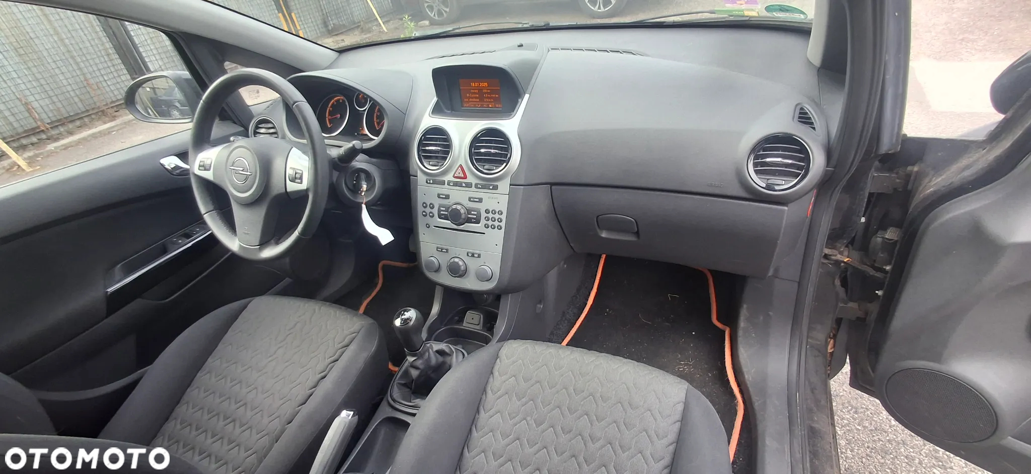 Opel Corsa 1.4 16V Active - 14