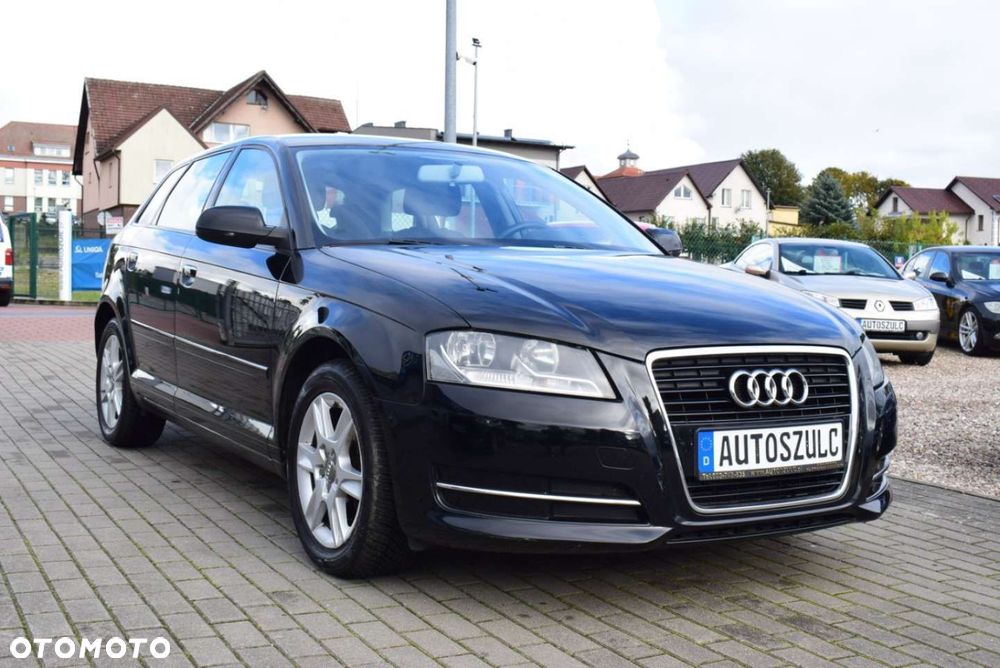 Audi A3 Sportback 2011 photo 3