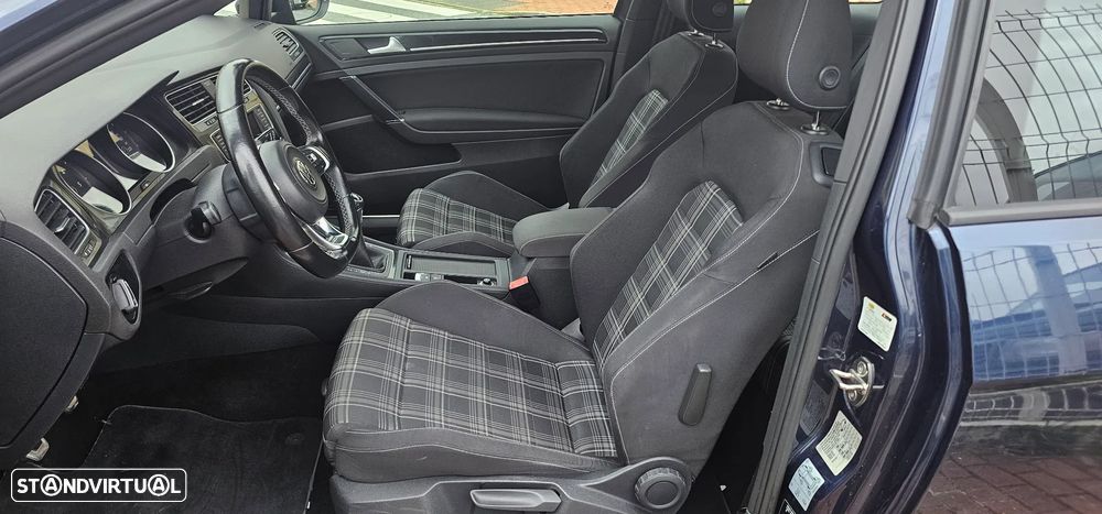 VW Golf 2.0 TDI GTD - 7