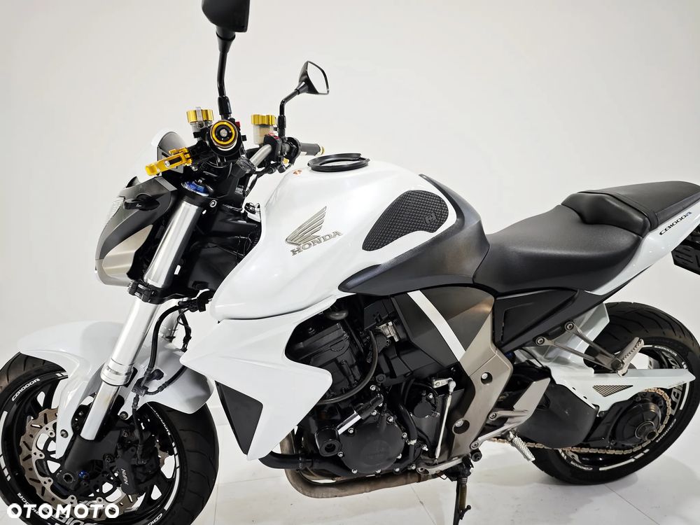Honda CB - 16
