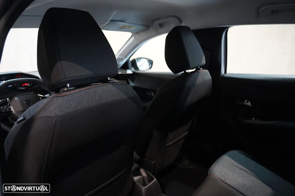 Peugeot 208 - 39