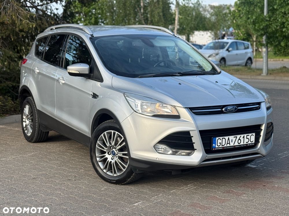 Ford Kuga 2.0 TDCi 2x4 Titanium - 6