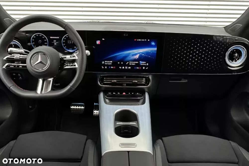 Mercedes-Benz GLB 250+ EQ - 10