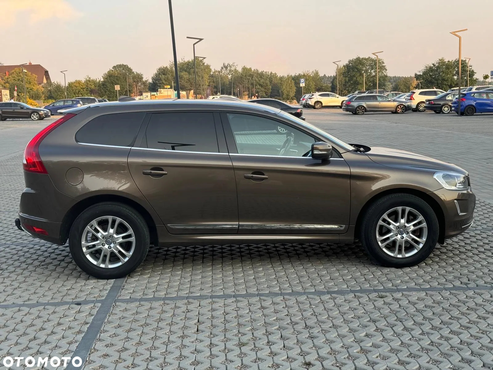 Volvo XC 60 D4 Summum - 3