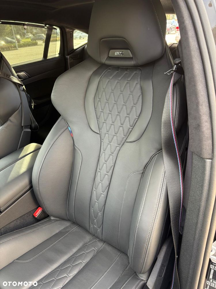 BMW X6 - 10