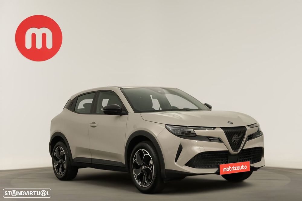Alfa Romeo Junior Elletrica 50 kWh - 1