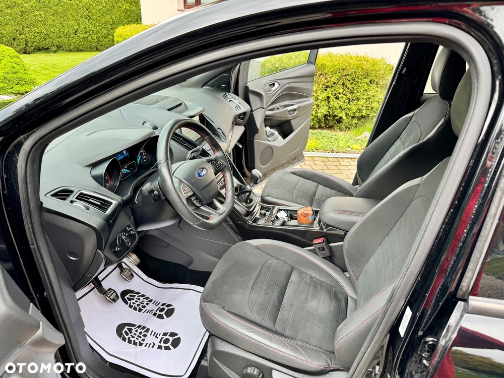 Ford Kuga - 4