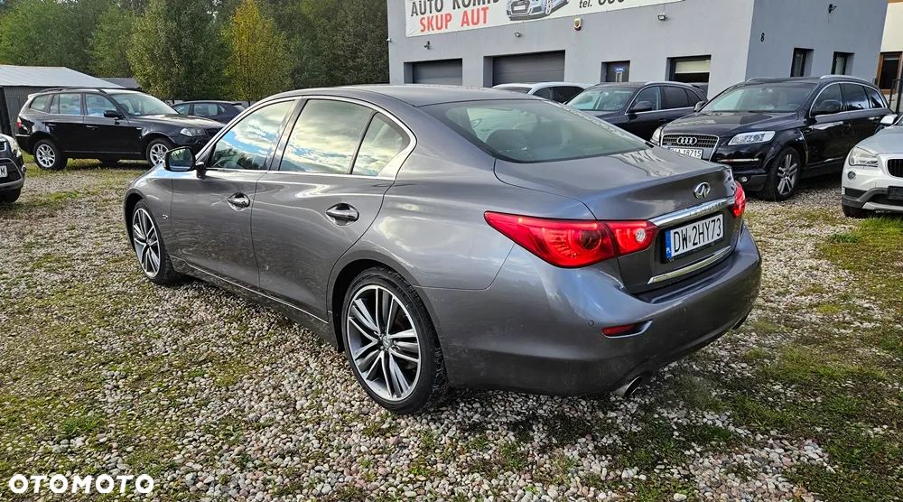 Infiniti Q50 2.0t Premium Sound Studio by Bose - 26