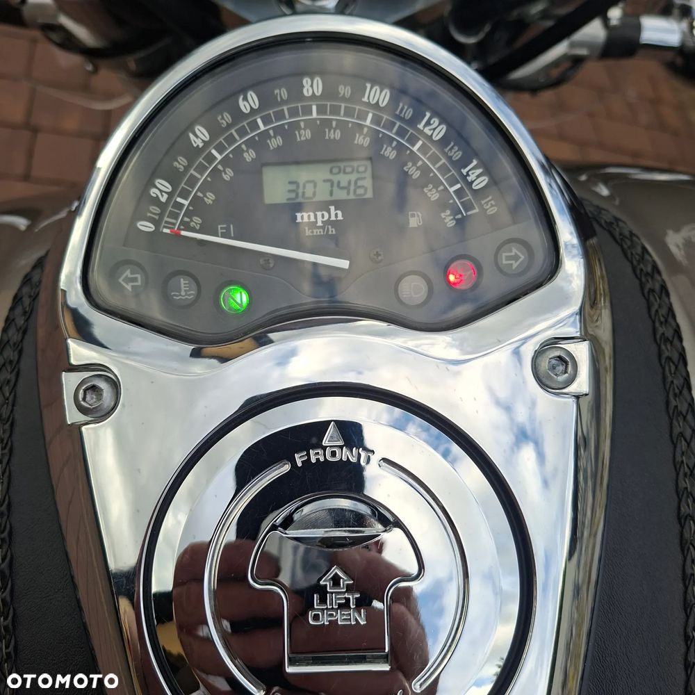 Honda VTX - 17