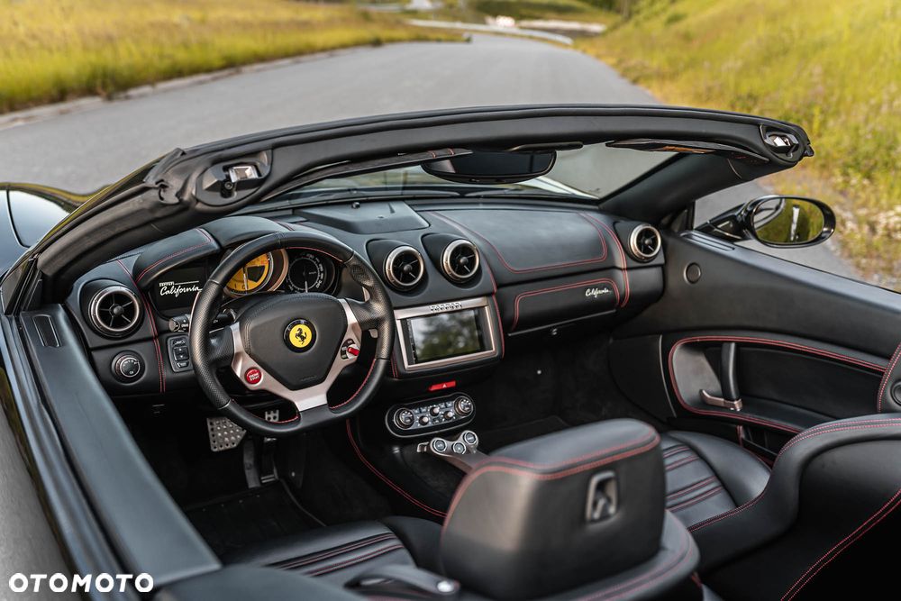 Ferrari California F1 DCT - 8