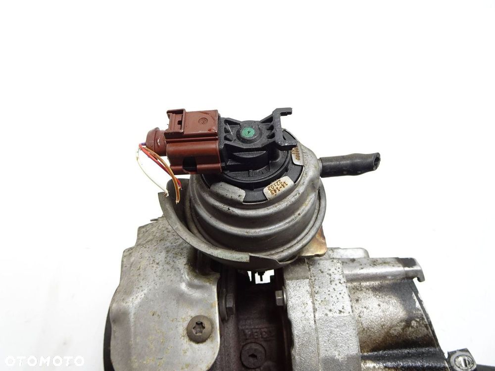 Turbosprężarka Skoda VW Audi 1.6 TDI 105 KM CLHC - 6