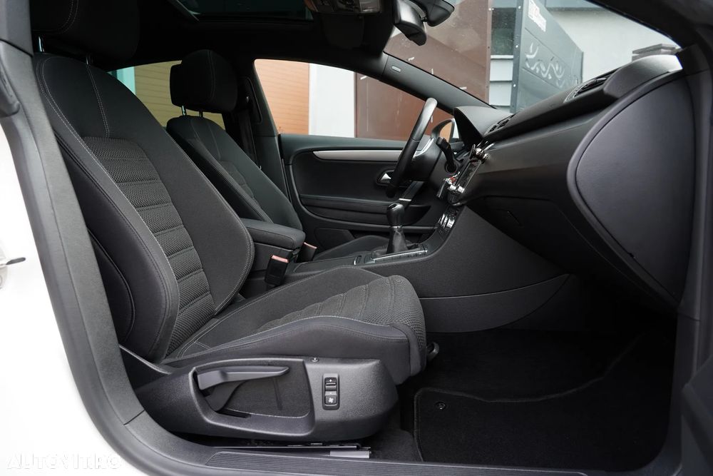 Volkswagen Passat CC 2.0 TSI - 10