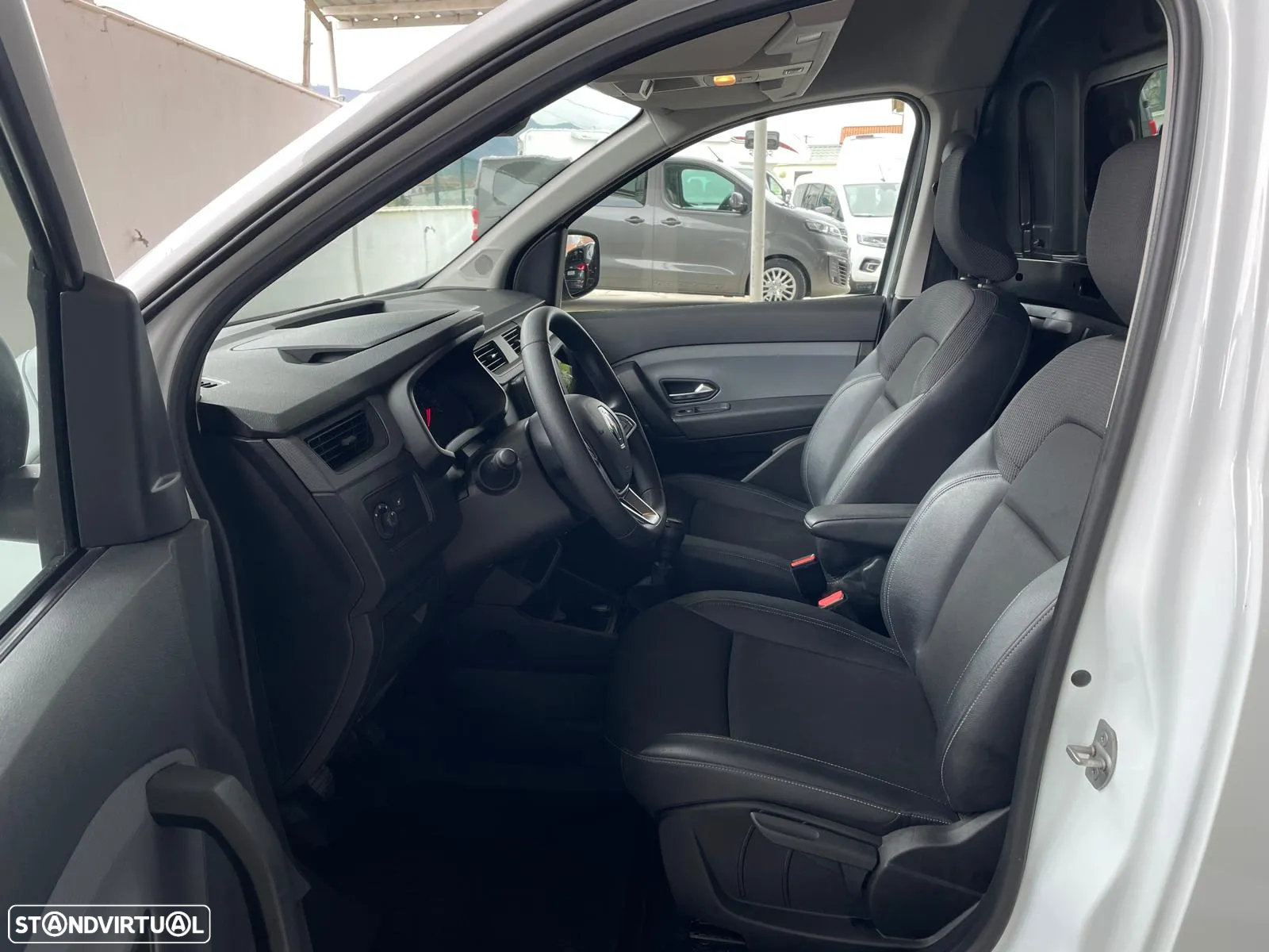 Renault Express 1.5 DCI 2LUG - 9