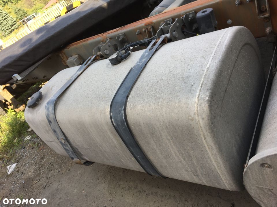 ZBIORNIK PALIWA VOLVO MEGA Z ŁAPAMI 130x65x55 20452160 - 3