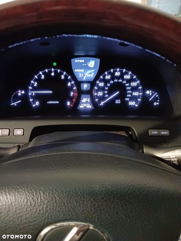 Lexus LS 460 Elegance - 8