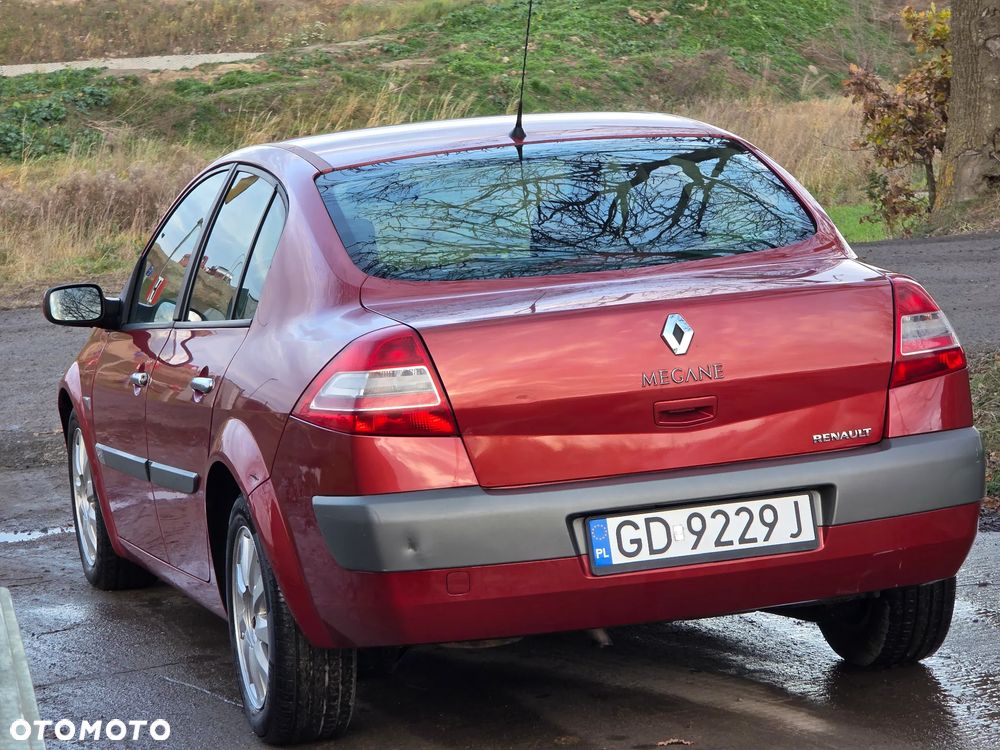 Renault Megane 1.6 16V Luxe Expression - 4