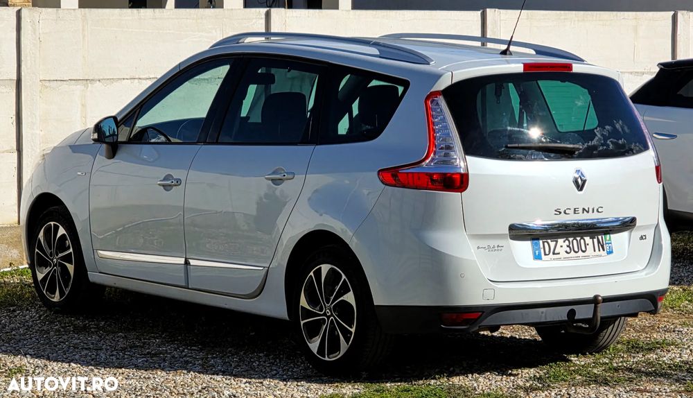 Renault Grand Scenic ENERGY dCi 110 S&S Bose Edition - 10