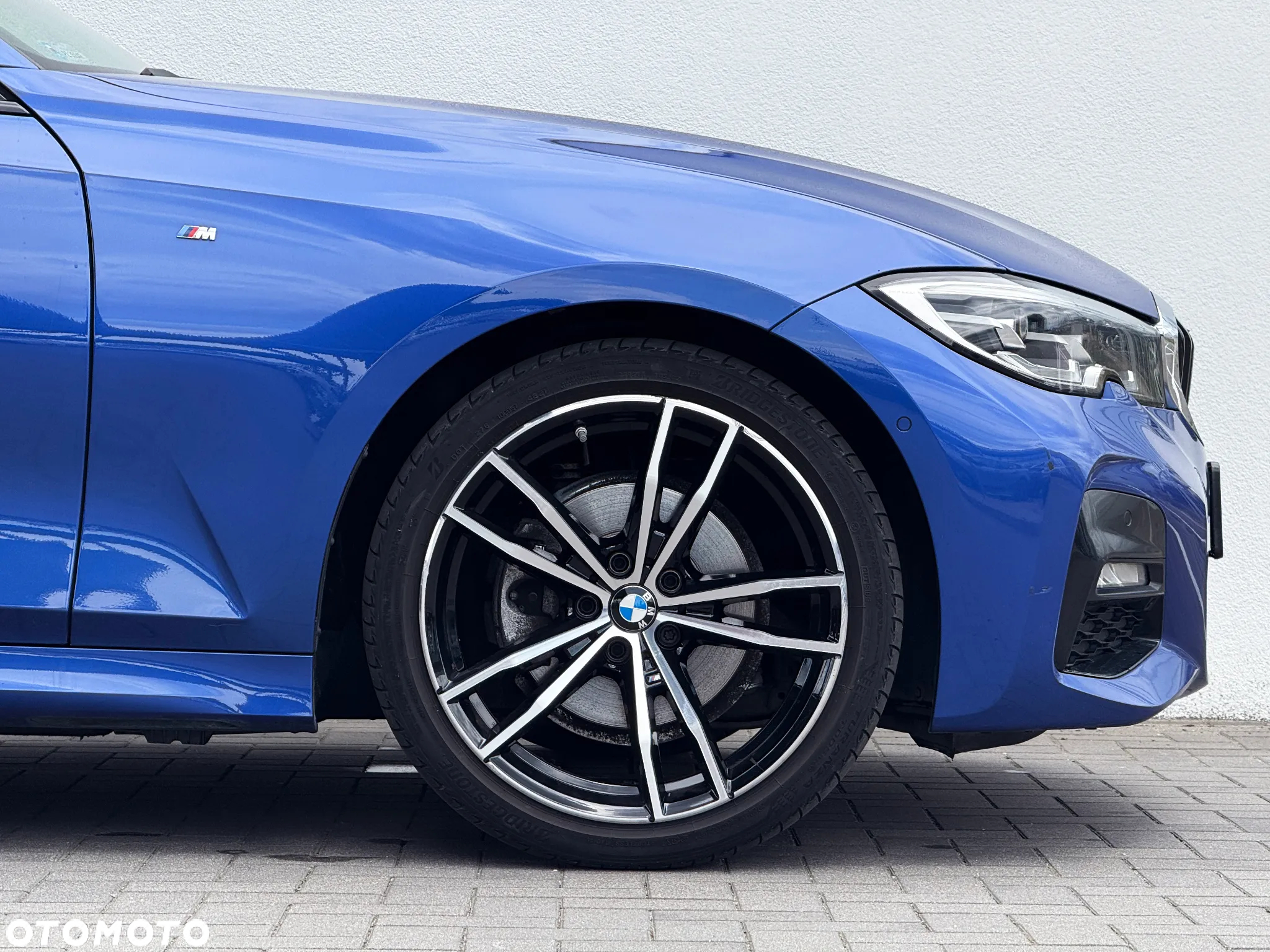 BMW Seria 3 320d M Sport - 9