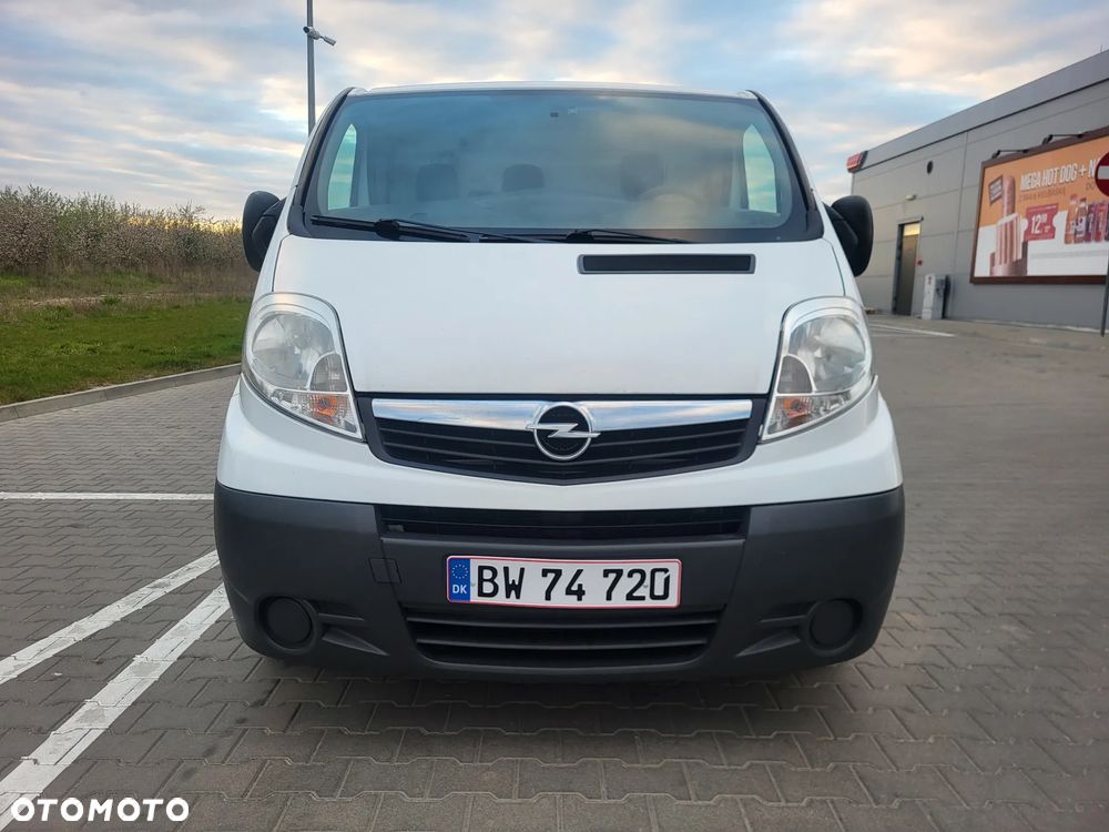 Opel Vivaro - 22