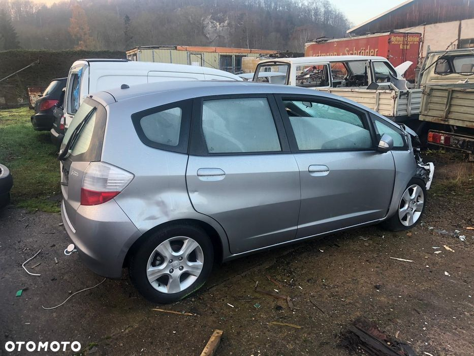 Na części Honda Jazz III NH642M Silnik Skrzynia Maska Zderzak Drzwi Klapa Szyba - 2