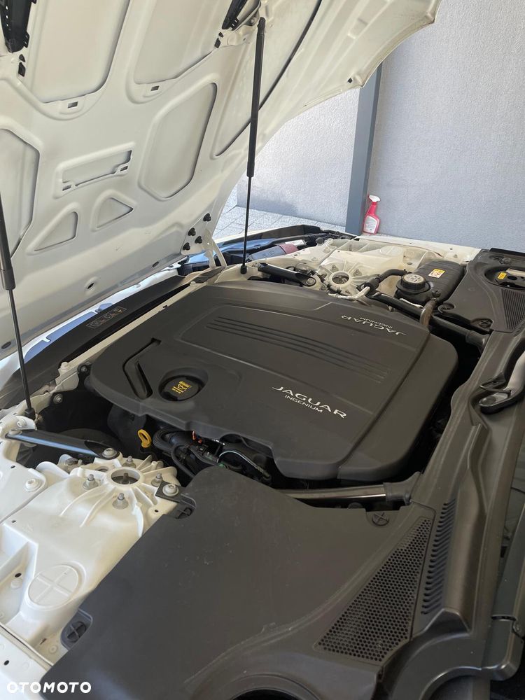 Jaguar F-Type 2.0 Turbo R-Dynamic - 18