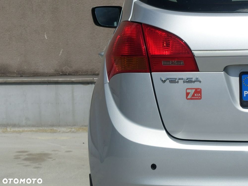 Kia Venga - 23