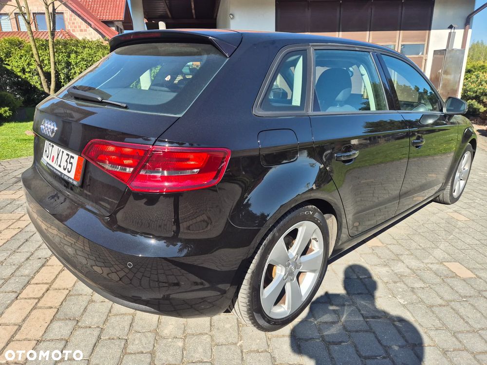 Audi A3 Sportback 1.4 TFSI Attraction - 8
