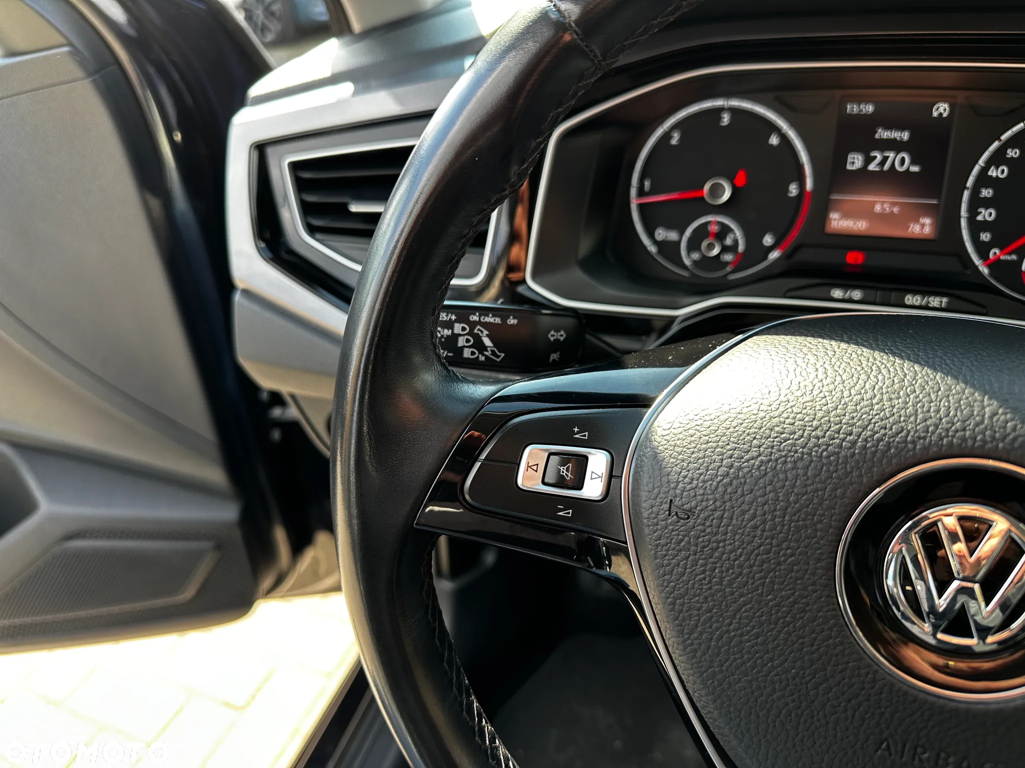 Volkswagen Polo - 10