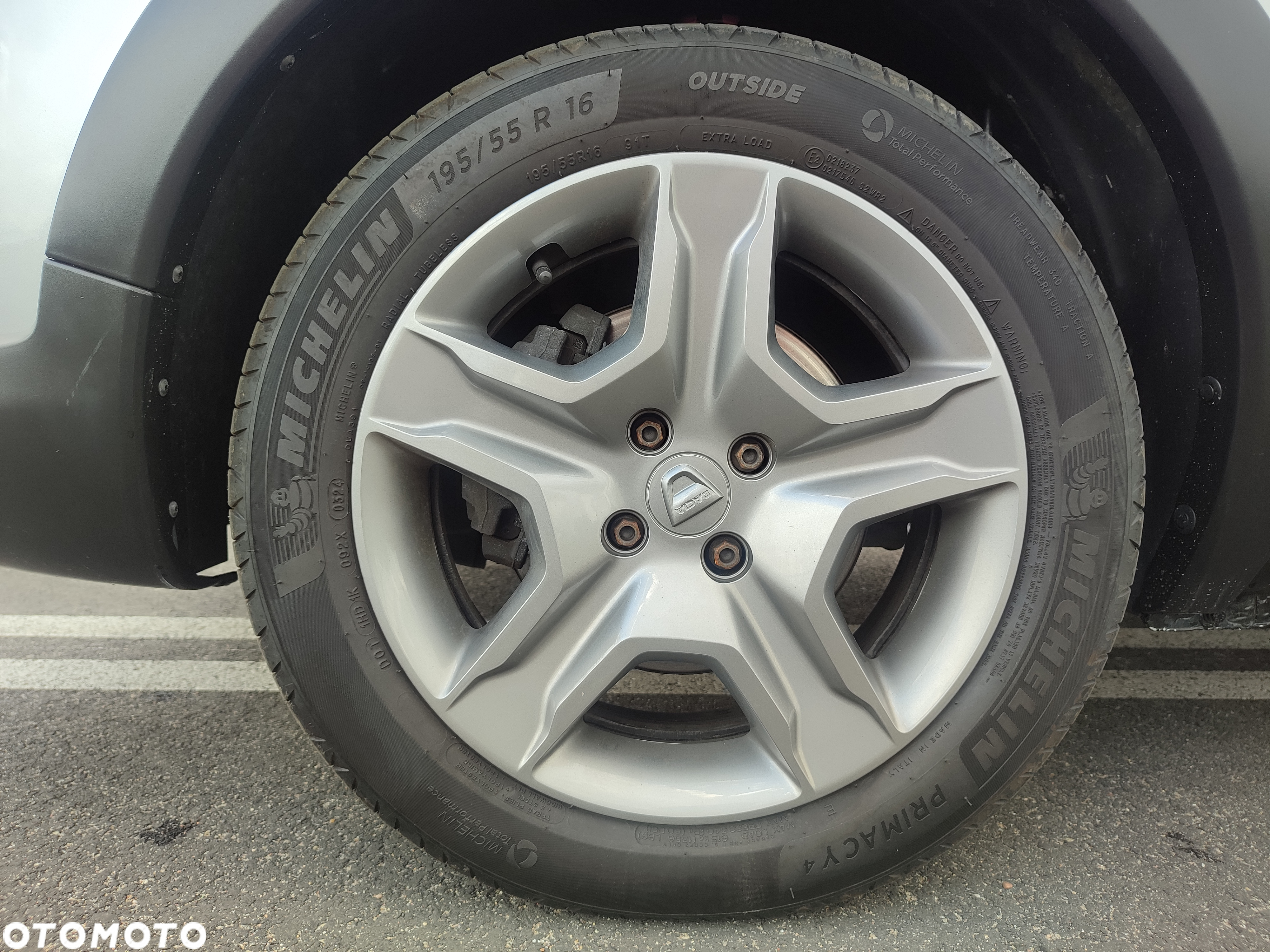 Dacia Lodgy TCe 130 GPF (7-Sitzer) Stepway - 12