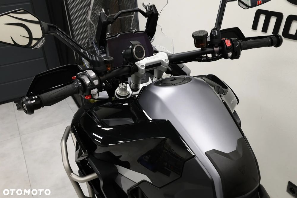 Triumph Tiger - 17