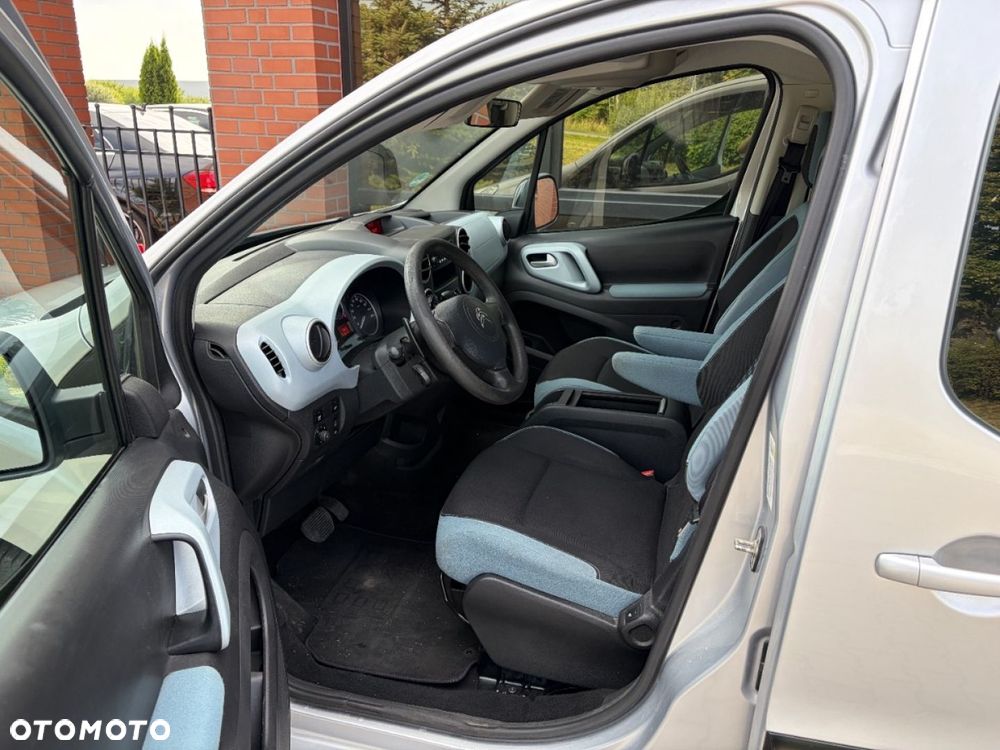 Citroën Berlingo Multispace e-HDi 90 FAP EGS6 Exclusive - 10