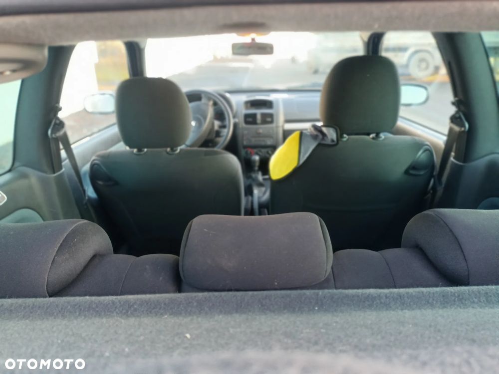 Renault Clio 1.2 16V Extreme - 13