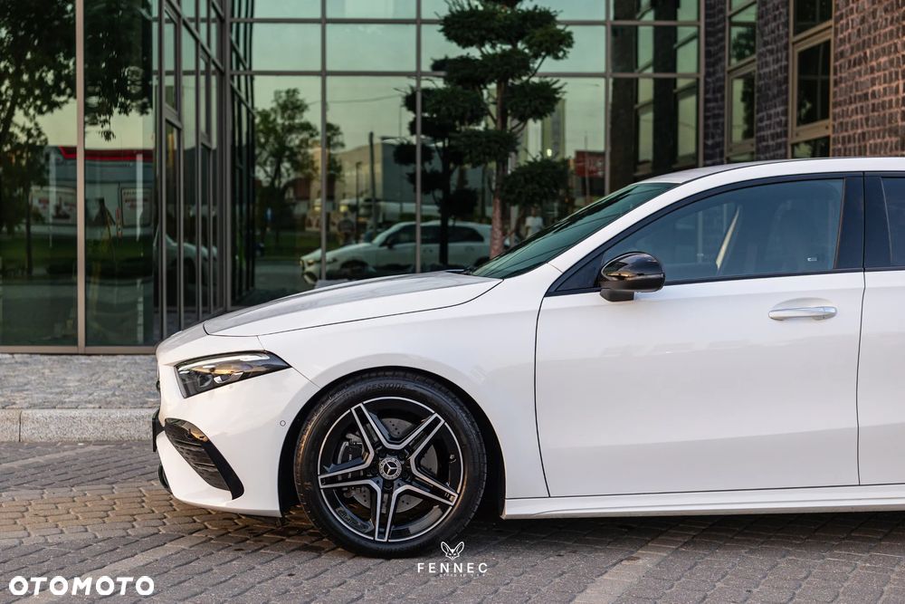 Mercedes-Benz Klasa A 220 4-Matic AMG Line 8G-DCT - 6
