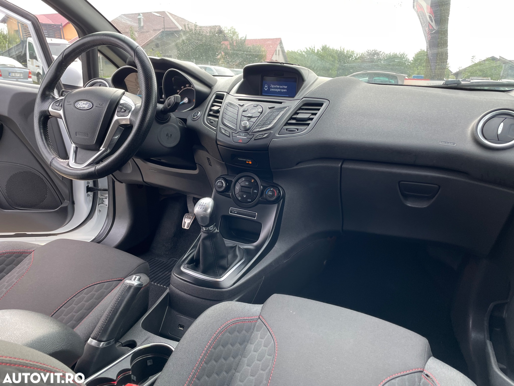 Ford Fiesta 1.0 EcoBoost Start-Stop ST-LINE - 7