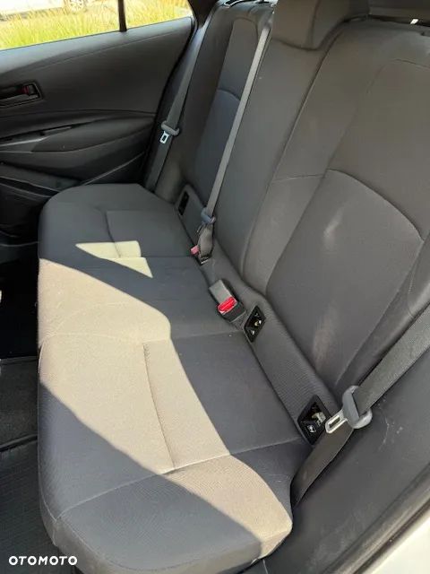 Toyota Corolla 1.8 Hybrid Active - 13