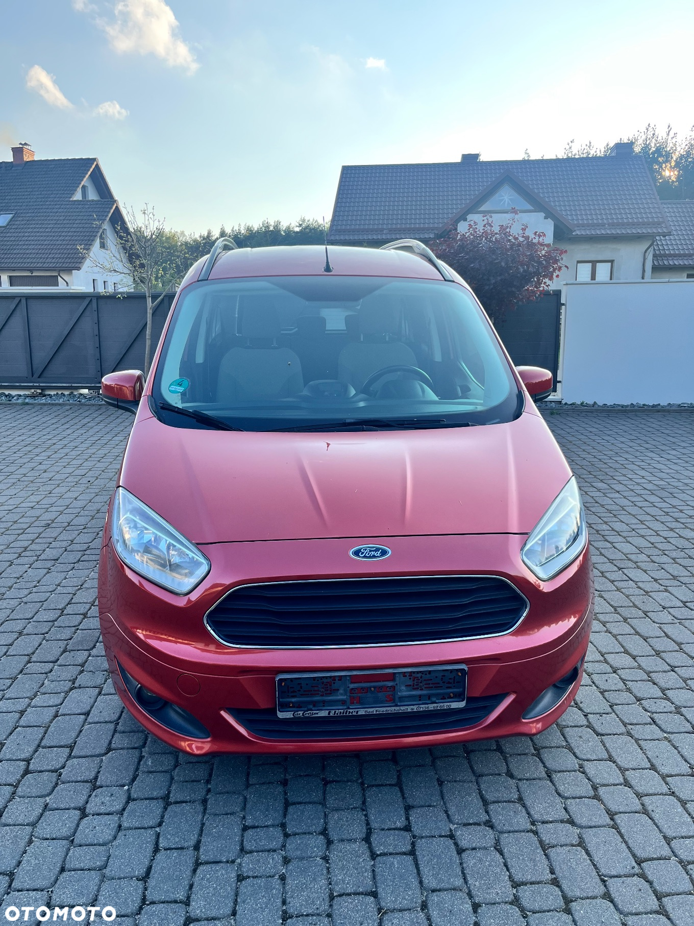 Ford Tourneo Courier 1.0 EcoBoost S&S Titanium - 3