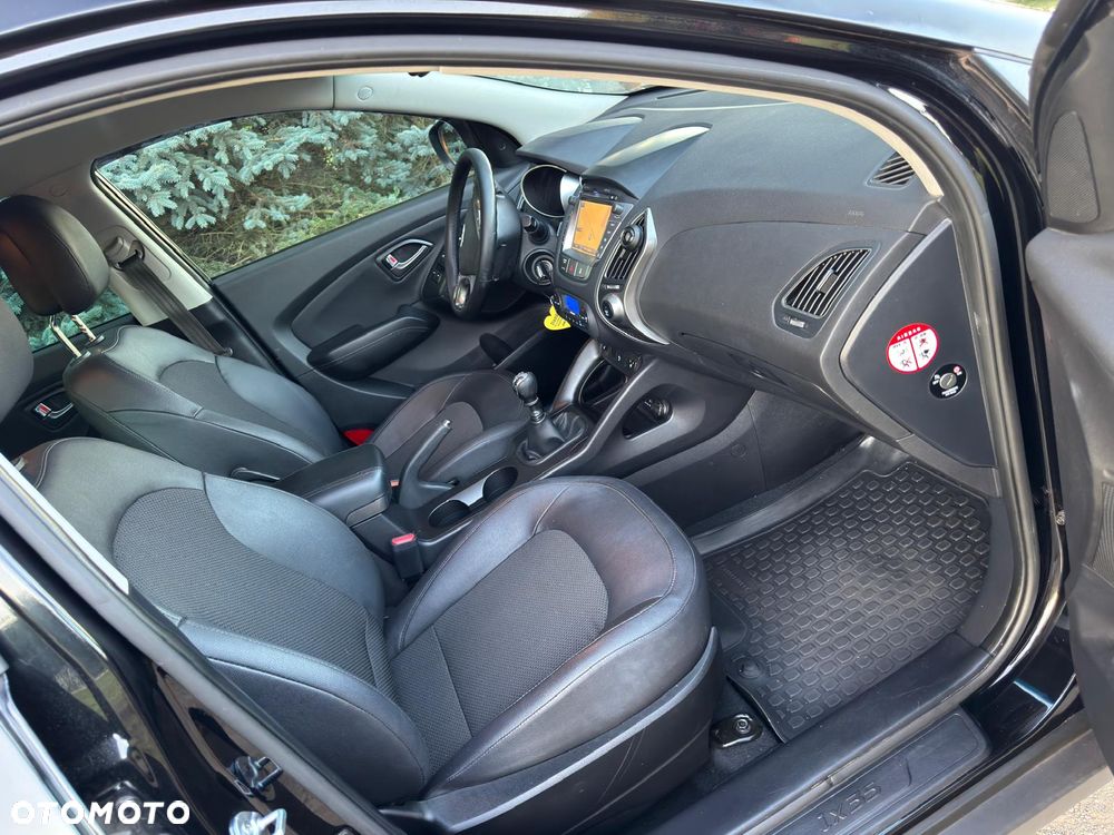 Hyundai ix35 2.0 GDI Premium 2WD - 19