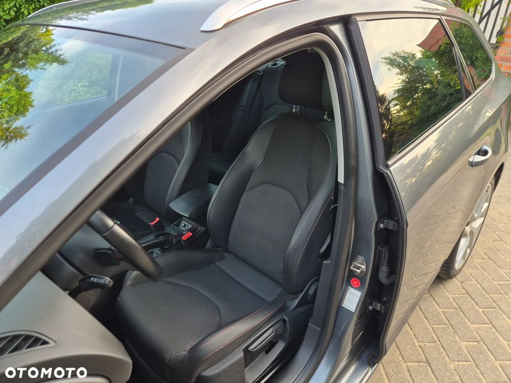 Seat Leon 2.0 TDI DPF DSG FR - 25