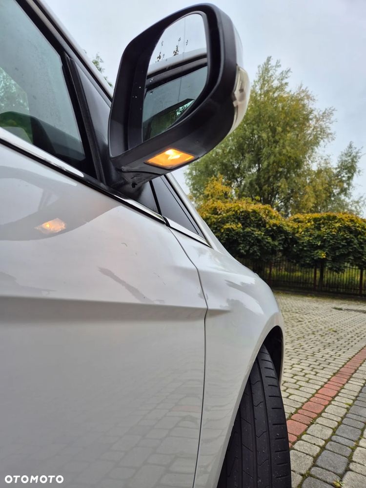 Ford Focus 1.0 EcoBoost Titanium - 11