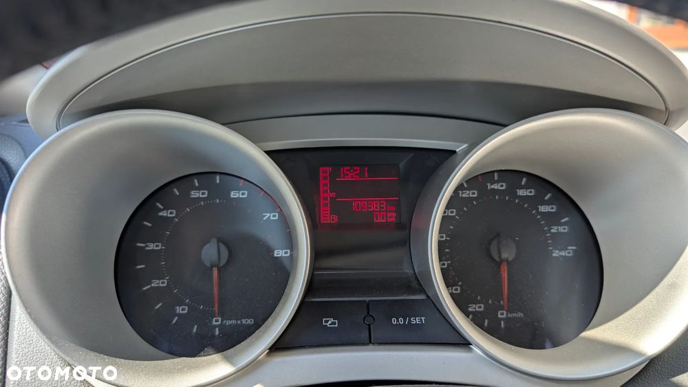 Seat Ibiza 1.4 16V Style - 4