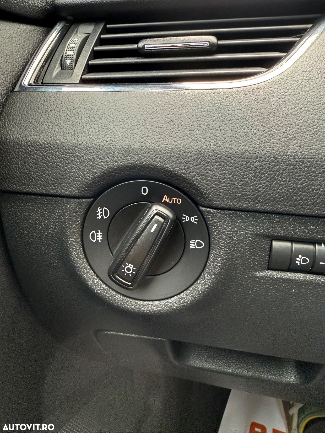 Skoda Octavia 2.0 TDI (Green tec) Style - 19