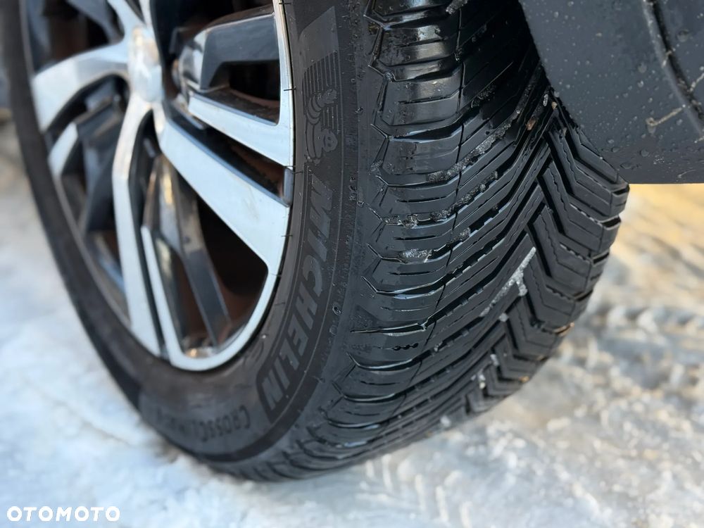 Peugeot 3008 PureTech 130 Stop & Start GPF Allure Business-Paket - 10