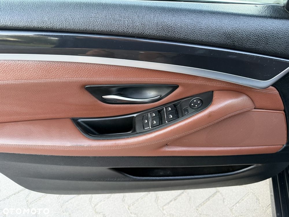 BMW Seria 5 520d Modern Line - 27