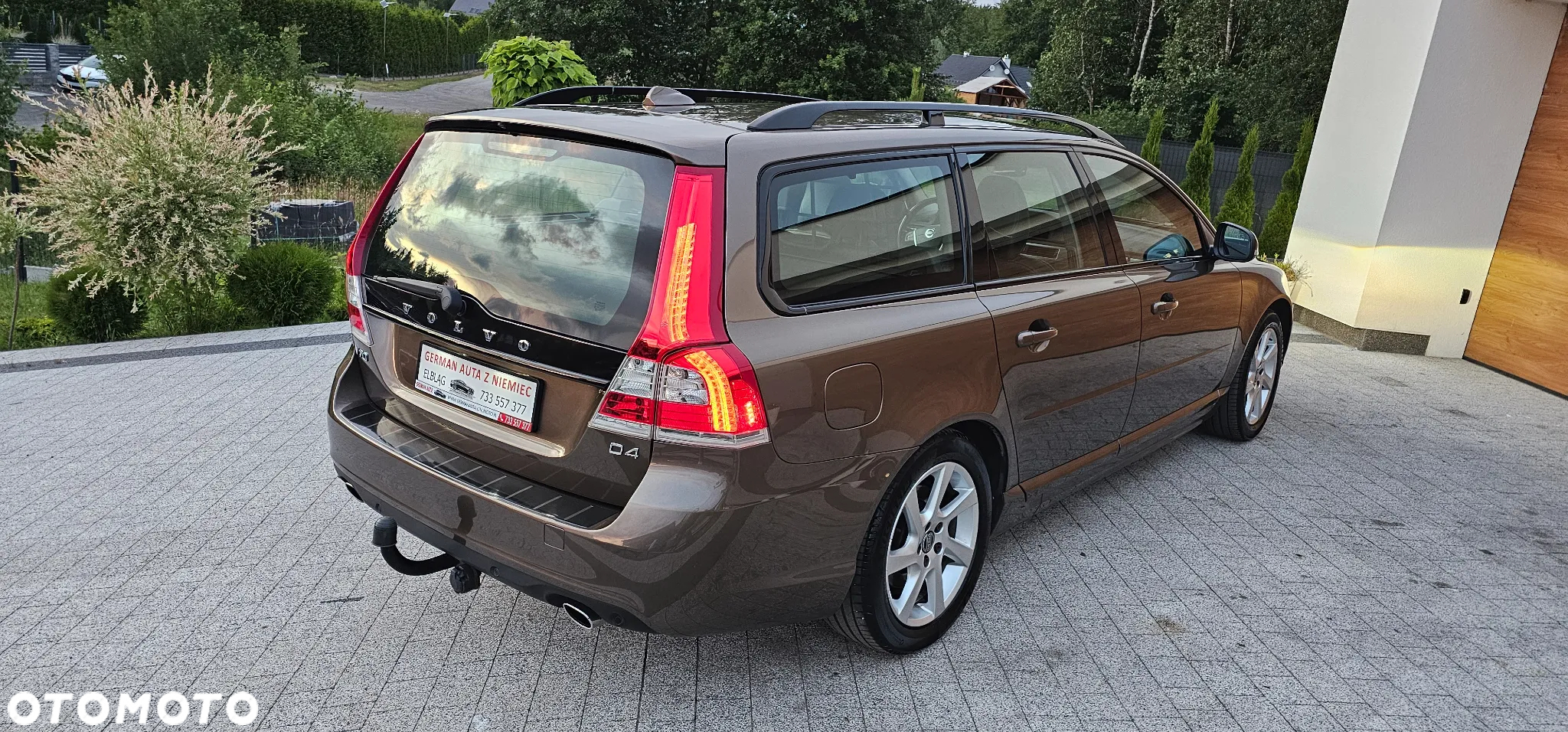 Volvo V70 D4 Geartronic Summum - 4