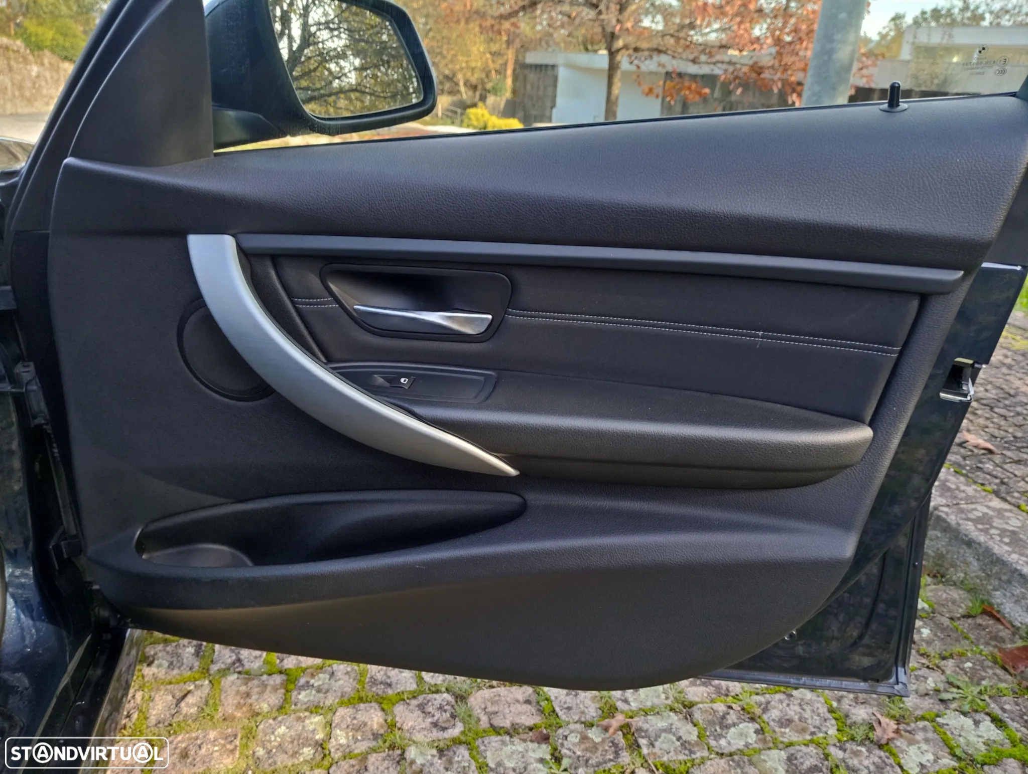 BMW 320 d Touring Auto Pack M - 17