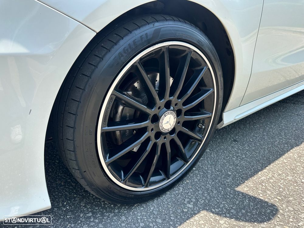Mercedes-Benz A 180 d AMG Line - 17